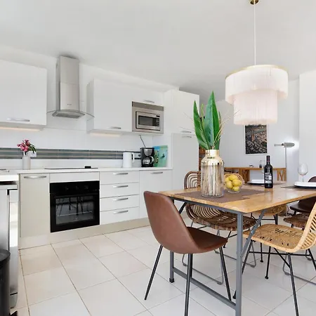 Apartamento Vistas Mit Meerblick